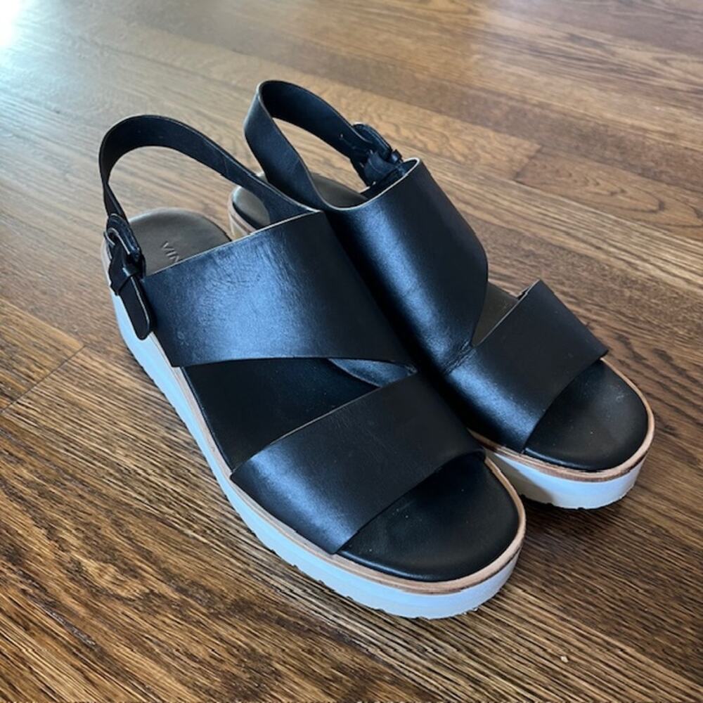Vince Shelby Wedge Sandal Womens US8/EU38 Black Leather Adjustable Strap OpenToe